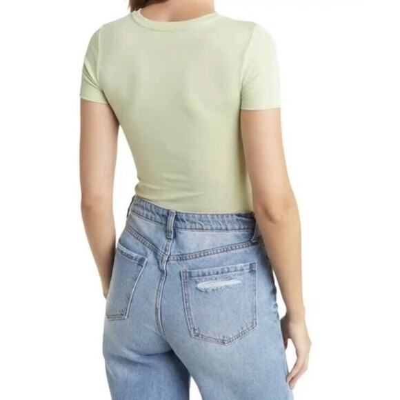 New  ~ ELODIE ~ Crewneck Rib Knit Bodysuit Size S FALL Layering ~ - Picture 2 of 7